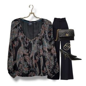 MAEVE BY ANTHROPOLOGIE Madeira Print
Burnout Black Multi Paisley Blouse SZ L